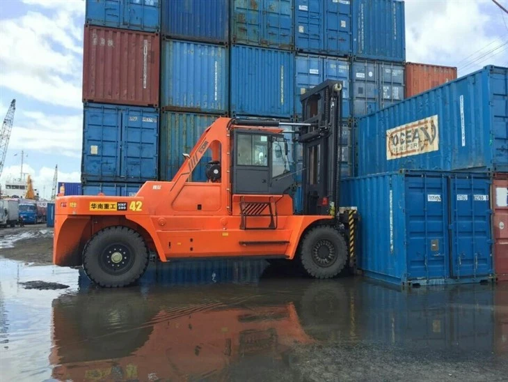 28T 28 Ton Forklift Heavy Duty Forklift For Container Handling